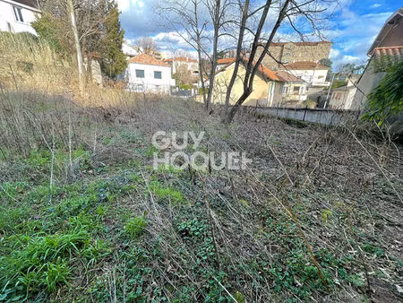 terrain aubenas 860 m2