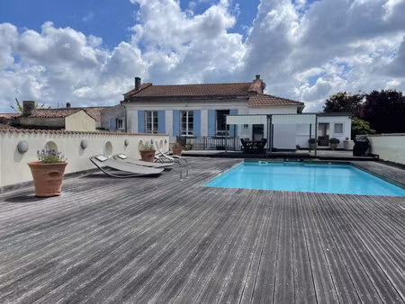 maison de village 135 m²