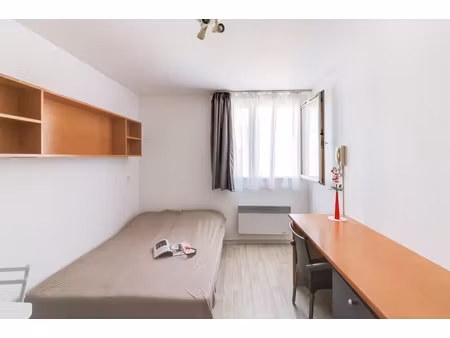 investissement studio sous bail commercial