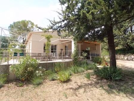 maison d'exception à saint saturnin les apt