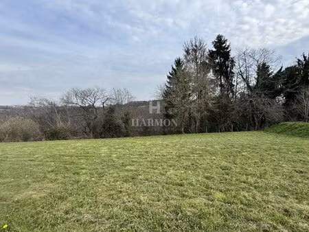 harmon à vendre : terrain constructible à serres-sainte-marie – vue imprenable