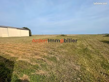 terrain 710 m² asfeld