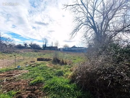 terrain 1369 m² villebret