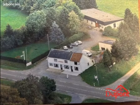 immeuble 500 m² neuville-lez-beaulieu