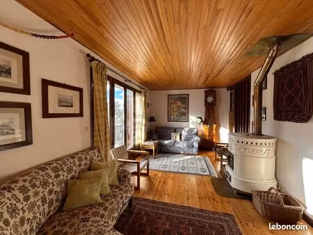 chalet 6 pièces 154 m²