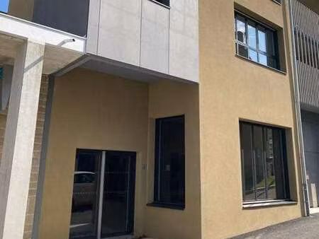 vente bureaux et commerces à nort-sur-erdre (44390) : à vendre / 82m² nort-sur-erdre
