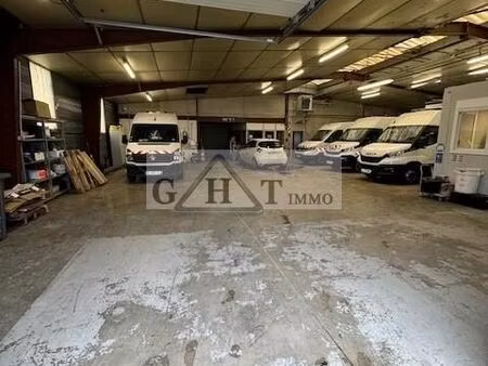 local bureaux 850 m²