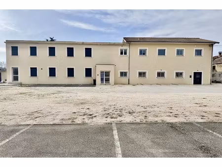 location bureau 100 m² à laudun-l’ardoise (30290)