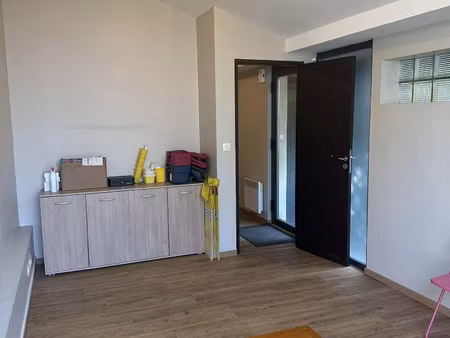 vente commerce 2 pièces 28 m² eysines (33320)