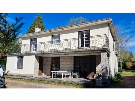 annonce vente maison 7 pièces de 156m2 à augignac (24300) - paruvendu.fr ref 992779056227