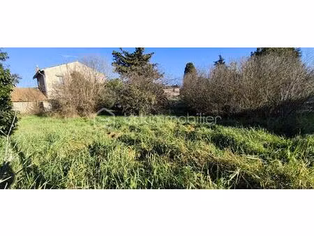 terrain de 356 m² à vernegues