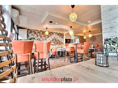 vente local commercial 280m2 le pradet 83220 - 350000 € - surface privée