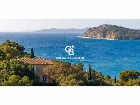 villa avec piscine rayol-canadel-sur-mer (83)