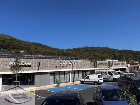 124.12m2 - local commercial ou professionnel - cuers