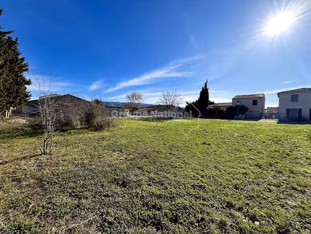 vente terrain 886 m² à cavaillon (84300)  220 000 €