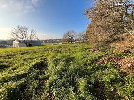terrain 2 010 m² landeleau