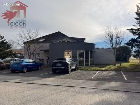 local 180 m² pont-de-roide
