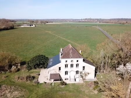 moulin 9 pièces 330 m²