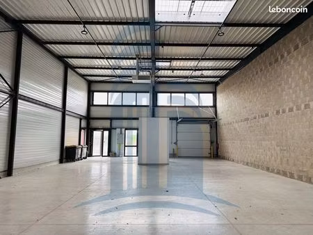 entrepôt 253 m² longvic