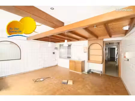local commercial 83 m² auxonne