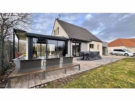 maison 5 pièces 135 m²