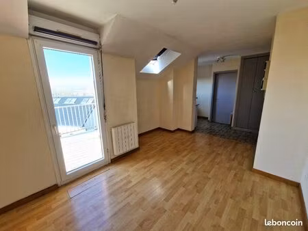 studio 1 pièce 25 m²