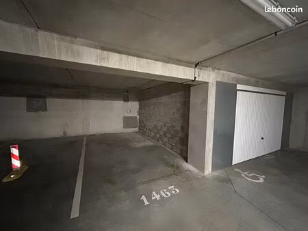 parking/box 13 m² le petit quevilly