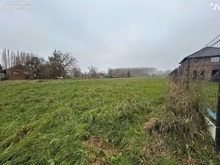 terrain 1366 m² flines lez raches