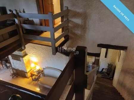 en vente ferme 180 m² – 350 000 € |charmois-l'orgueilleux