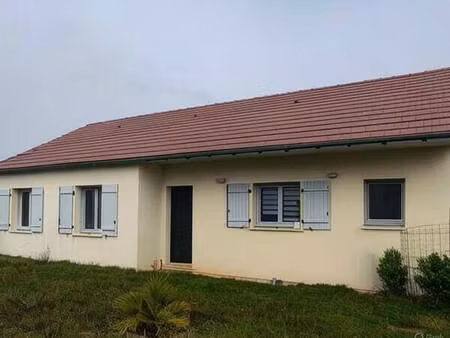 charmant pavillon champêtre à leigné-les-bois