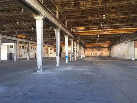 location local d'activités bordeaux 5 717 m²