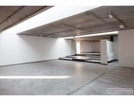 exclusief kantoor van 515 m² te huur in zwevegem