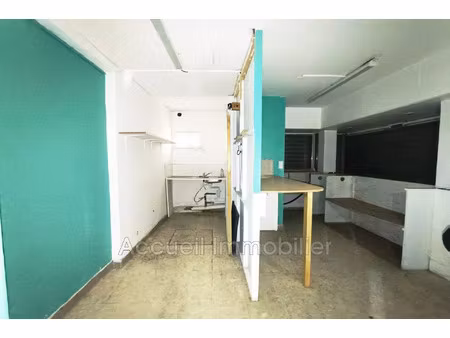 vente commerce 25 m² le grau-du-roi (30240)