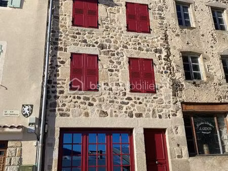 maison de 200 m² à allegre