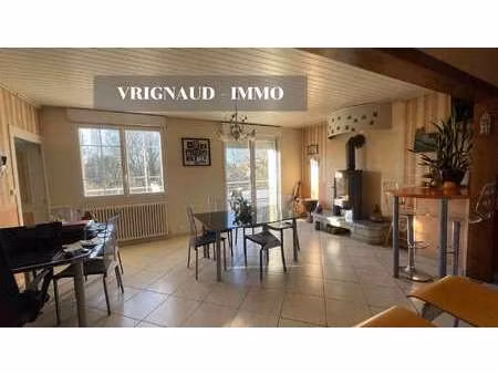 vente maison à saint-paul-en-pareds (85500) : à vendre / 130m² saint-paul-en-pareds