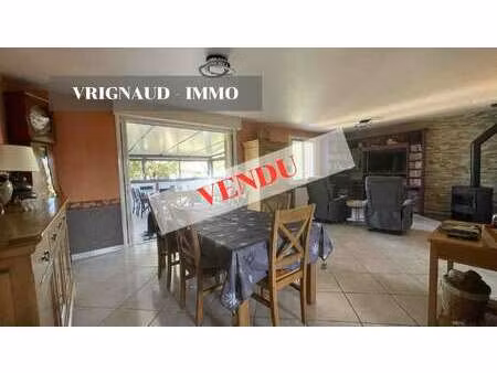 vente maison à beaurepaire (85500) : à vendre / 120m² beaurepaire