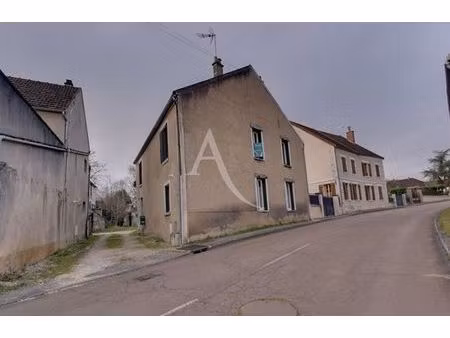 maison composée de 2 appartements