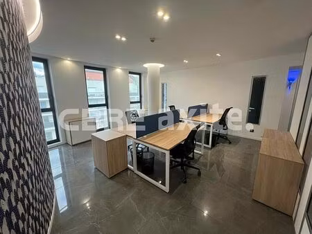 location bureau seynod 147 m²