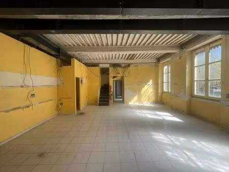 location bureau 213 m² à lyon 4 (69004)