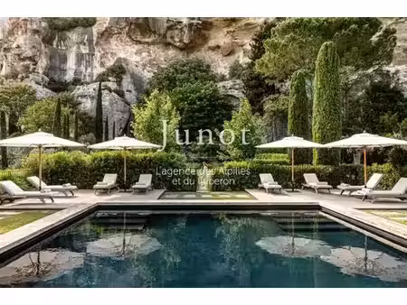 maison de campagne exclusive de 650 m2 en location les baux-de-provence  provence-alpes-cô