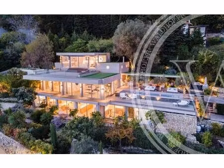 villa de 8 pièces de luxe en location roquebrune-cap-martin  provence-alpes-côte d'azur