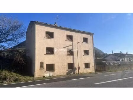 vente maison 10 pièces 167 m2 à saint-georges-de-luzençon
