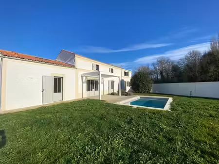 vente maison 6 pièces 162 m² à saint-laurent-de-la-pree (17450)  580 000 €
