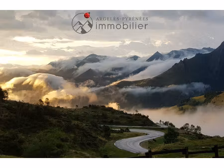 gîte de groupes en montagne  balcon sur les pyrénées  cadre
