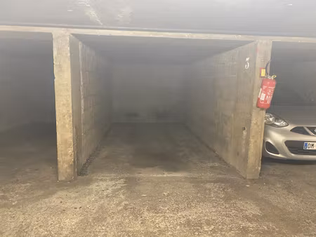 parking / box 11m2 paris 75014