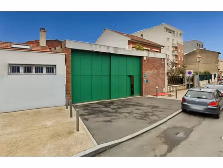 location locaux professionnels 1169 m² à bagnolet (93170)  11 983 €