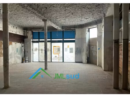 location commerce 2 pièces 89 m² à toulon (83000)