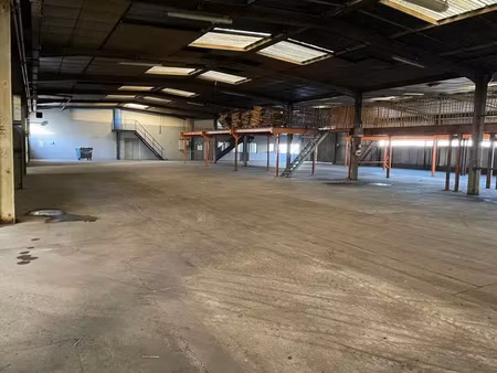 entrepôt de 3143m²