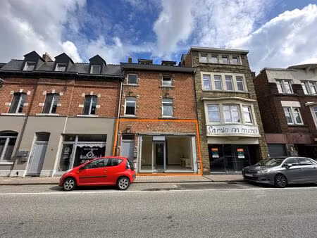 surface commerciale à louer à rue du pont 24b hamoir (vbc31606)