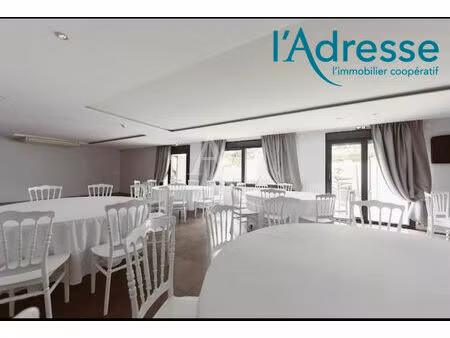 exceptionnel à gournay-sur-marne : hôtel/restaurant avec salle d'événements  situé en bord